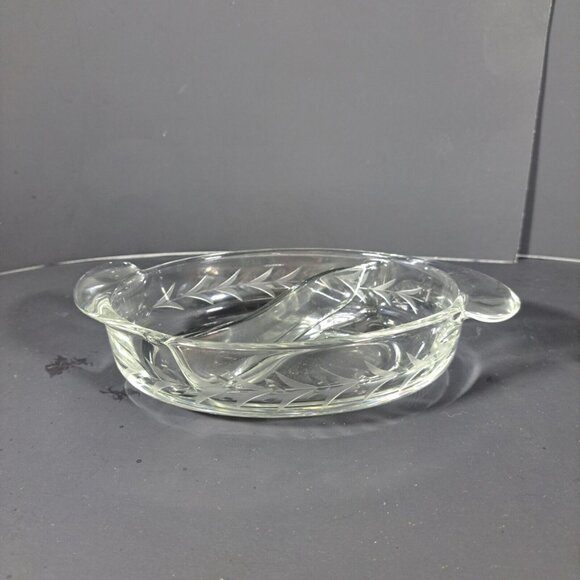 Fostoria Manganese Holly Pattern 8 1/4" Oval Two-Section Relish/Dip‎ Dish - Picture 3 of 5